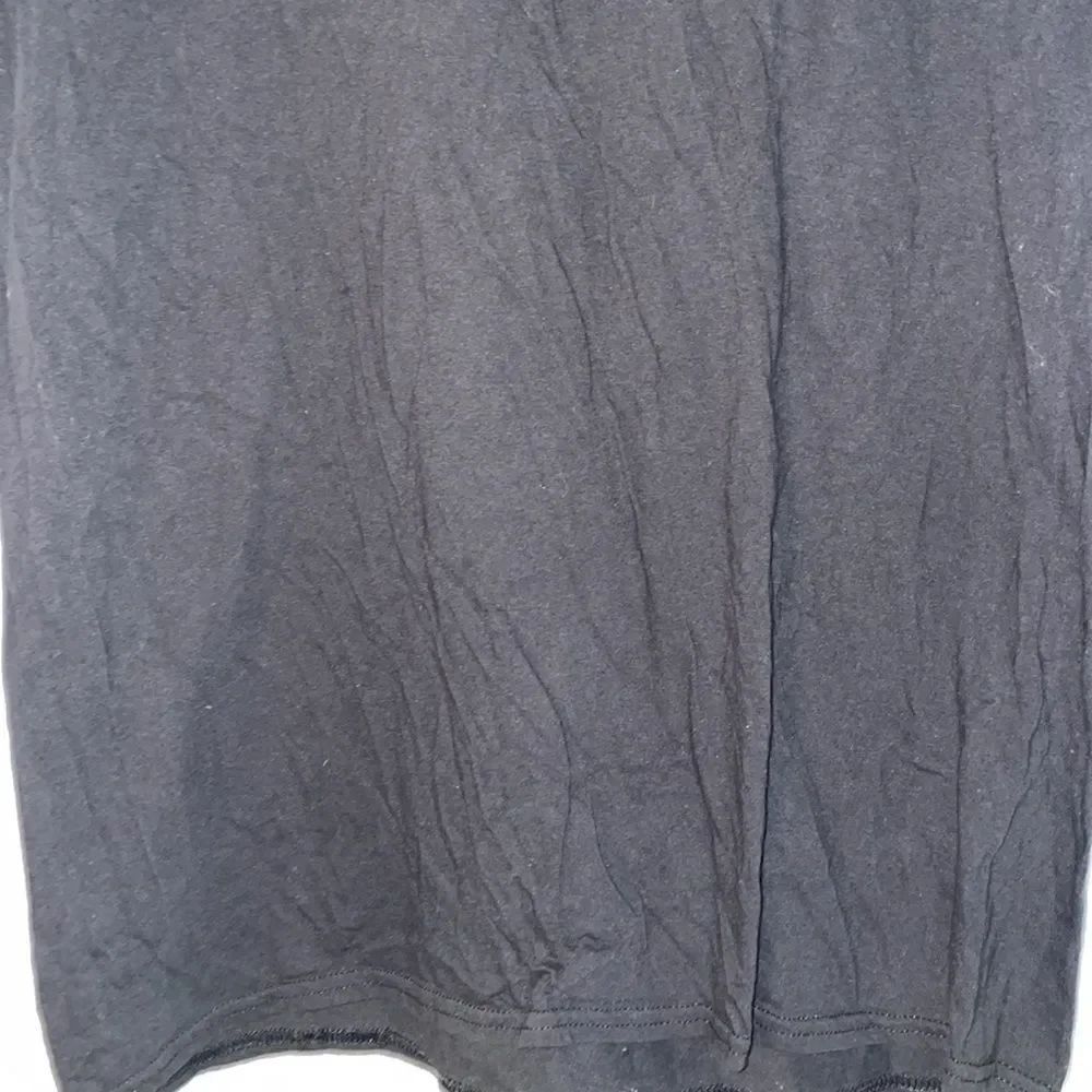 Friend T shirt   - Picture 3 of 5